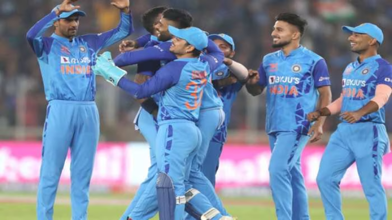 IND vs NZ: न्यूजीलैंड ने जीता टॉस, भारत को पहले बल्लेबाजी का न्योता, विराट खेलेंगे 300 मुकाबला