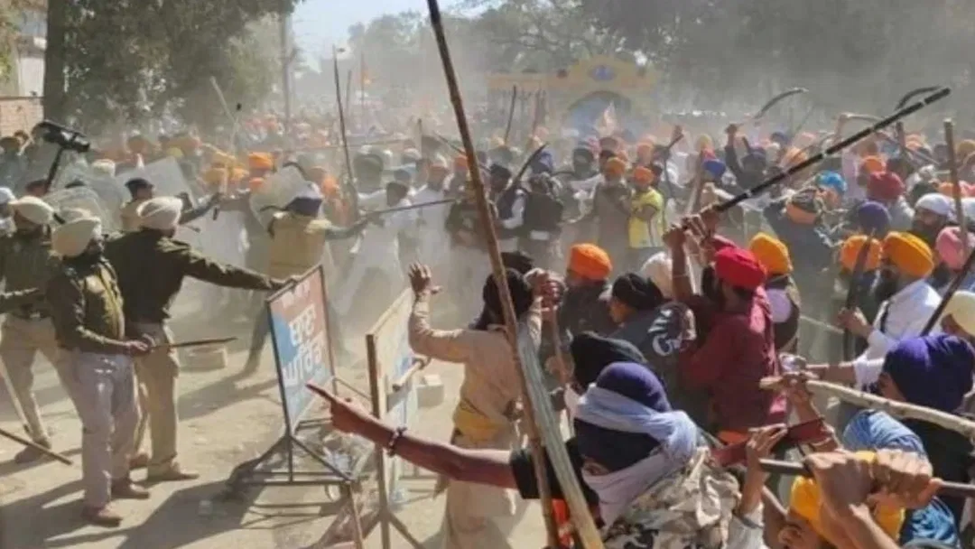शिवराज सिंह चौहान के बाद BJP के इस बड़े नेता ने शेयर की विमान की टूटी कुर्सियों की फोटो, एयरलाइन ने दिया ऐसा जवाब