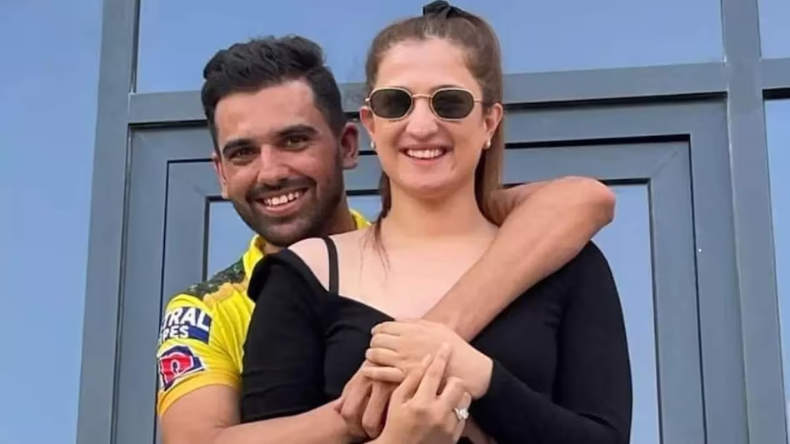 CSK से अलग होने के बाद दीपक चाहर ने तोड़ी चुप्पी, कहा माही भाई मेरे लिए……