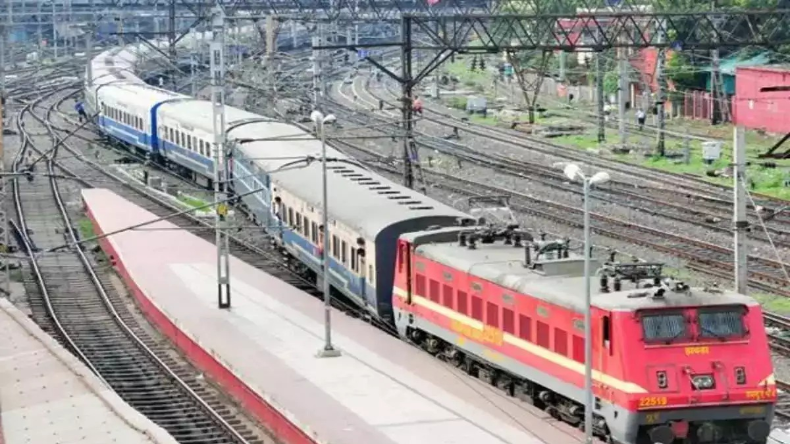 Odisa Coromandel Express हादसे में मरने वालों की संख्या बढ़कर हुई 50, 350 लोग घायल