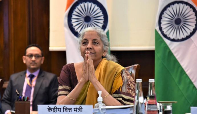 GST काउंसिल का बड़ा धमाका: नमकीन और कैंसर की दवाओं पर छूट, जानिए और क्या है राहत की खबर