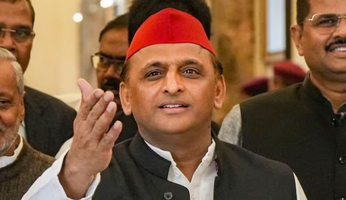 अखिलेश यादव ने लालू यादव से की मुलाकात, पैर छूकर लिया आशीर्वाद, तेज हुई ये चर्चा