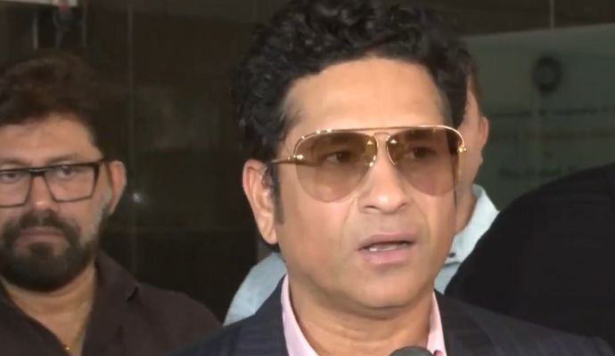 IND VS WI ODI SERIES : तीसरे वनडे में विराट कोहली बना सकते है रिकॉर्ड, सचिन के बाद बनेंगे दूसरे खिलाड़ी