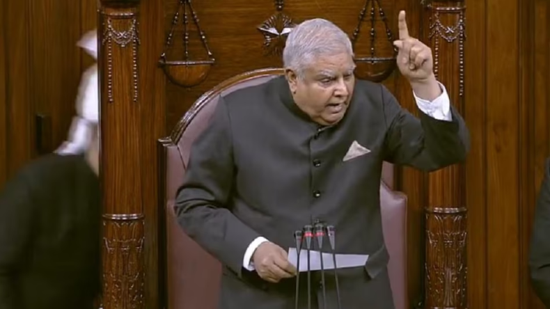 राष्ट्रपति मुर्मू ने धनखड़ पर विपक्षी सांसदों की हरकत पर जताई निराशा, कही ये बात