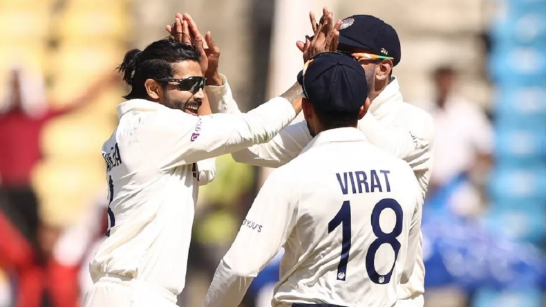 IND VS AUS : ऑस्ट्रेलिया का टूटा घमंड, 60 मिनट में लौटे पवेलियन