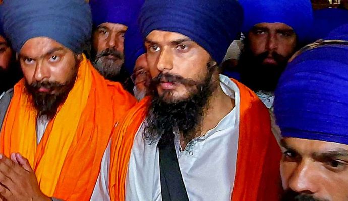 ‘अमृतपाल को पाकिस्तान भाग जाना चाहिए था’, संगरूर सांसद सिमरनजीत सिंह का चौंकाने वाला बयान