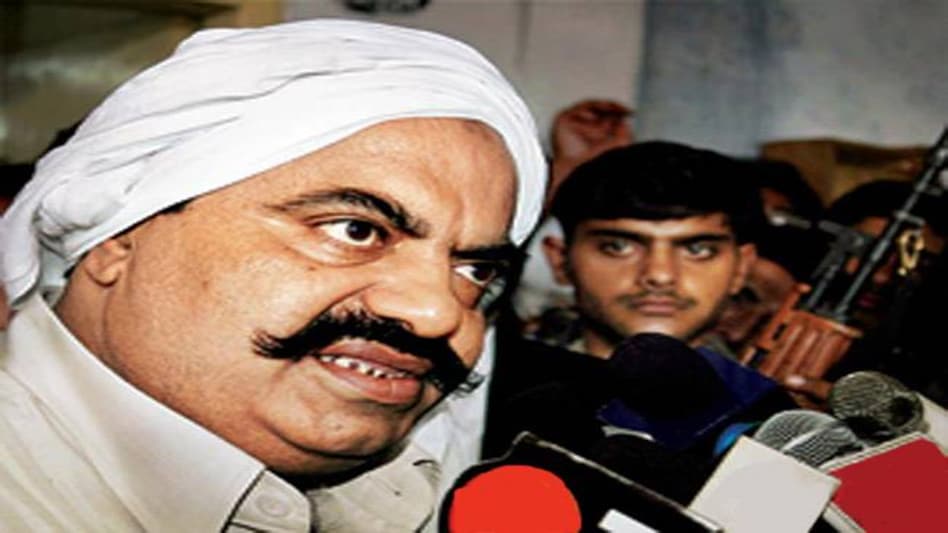 बायोमेट्रिक लॉक गाड़ी, पुलिसकर्मियों को लगाए गए बॉडी वार्न कैमरे, जानिए अतीक को लाने गए काफिले की खासियत