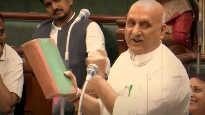‘ना मुझे CM बनना और ना ही नीतीश जी को PM बनना’- विधानसभा में तेजस्वी यादव का ऐलान