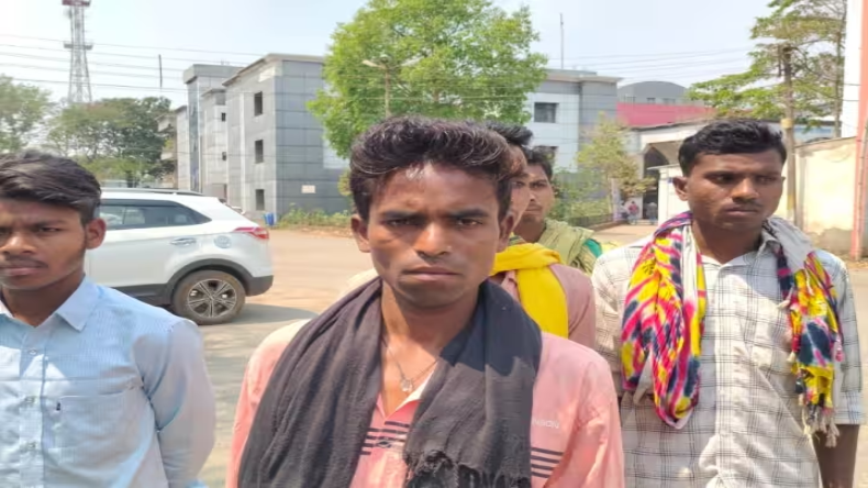 13 अप्रैल को बढ़ेगा सियासी पारा, प्रियंका गांधी करेंगी बस्तर दौरा