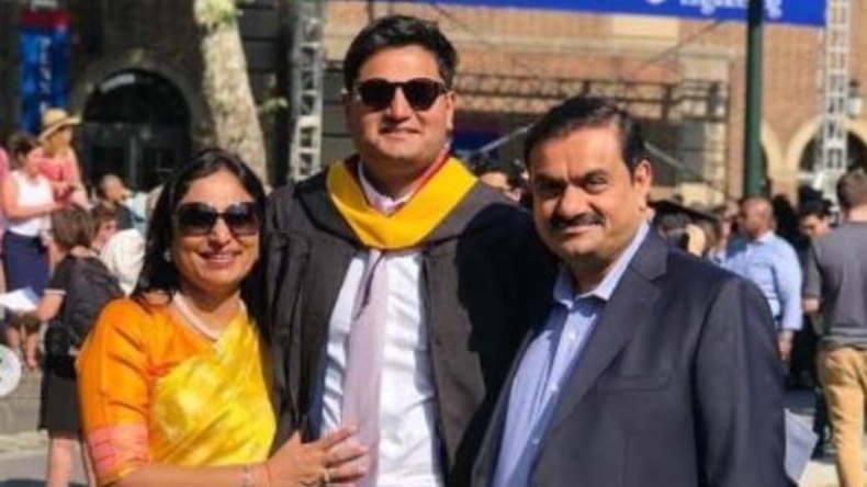 राहुल गांधी ने फिर BJP से मांगा जवाब, अडानी की कंपनी में 20 हजार करोड़ किसके हैं ?