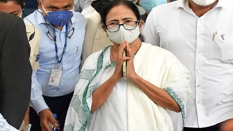 टीएमसी नेता और पश्चिम बंगाल की सीएम ममता बनर्जी को आई गंभीर चोट, अस्पताल में भर्ती
