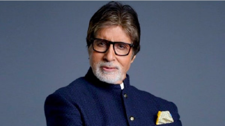 Amitabh Bachchan: ‘जलसा’ के बाहर फैंस की भीड़ देखकर बिग बी हुए भावुक, पोस्ट शेयर कर अपने दिल की भावनाएं कीं व्यक्त