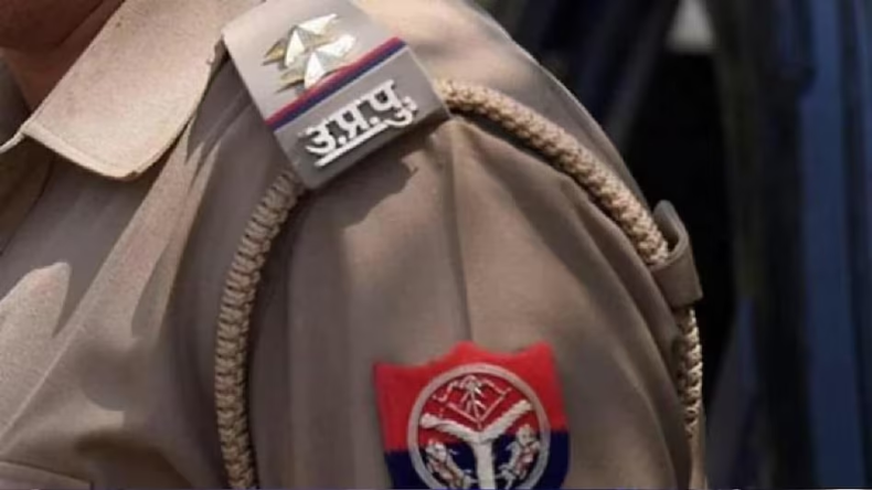 UP IPS Transfer: हटाए गए विवादों से घिरे कानपुर के कमिश्नर आरके स्वर्णकार, यूपी में 7 आईपीएस अधिकारियों का ट्रांसफर