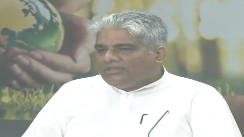 Haryana Poisonous Liquor: हरियाणा में जहरीली शराब से अब तक 12 लोगों की मौत, विपक्ष ने खट्टर सरकार पर बोला हमला