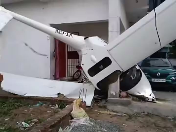 झारखंड: बीसीसीएल के स्टॉक यार्ड में लगी आग, धू-धूकर जले स्क्रैप और पुराने टायर