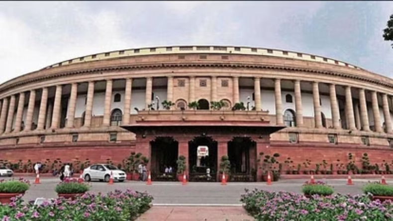 आरक्षण विरोधी थे नेहरू… कांग्रेस जन्मजात दलित, पिछड़े और आदिवासी विरोधी है- PM मोदी