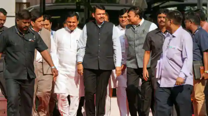 महाराष्ट्र: सभी मुझे इस्तीफा दें, मैं देखूंगा कि आगे…कार्यकर्ताओं के साथ बैठक में बोले अजित पवार