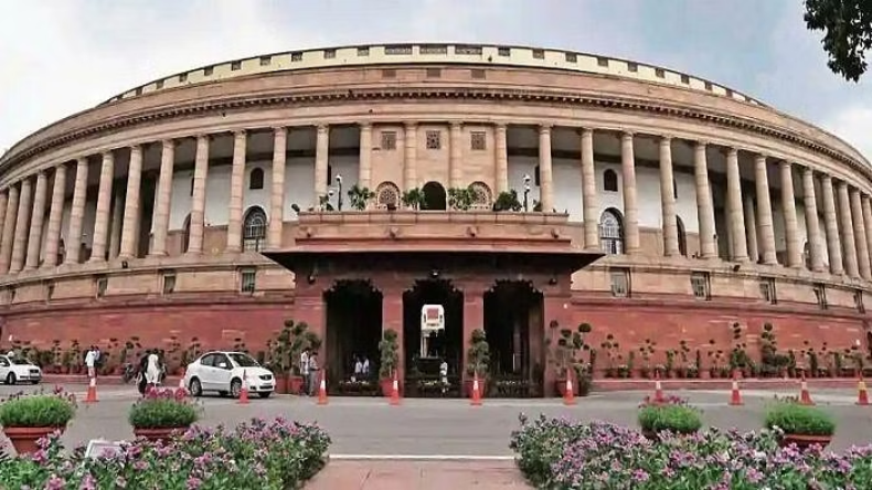 आरक्षण विरोधी थे नेहरू… कांग्रेस जन्मजात दलित, पिछड़े और आदिवासी विरोधी है- PM मोदी