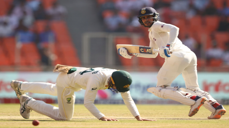 MS Dhoni: आनंद महिंद्रा ने धोनी के लिए ऐसा क्या बोल दिया कि फैंस भी तारीफ किए बिना नहीं रह सके