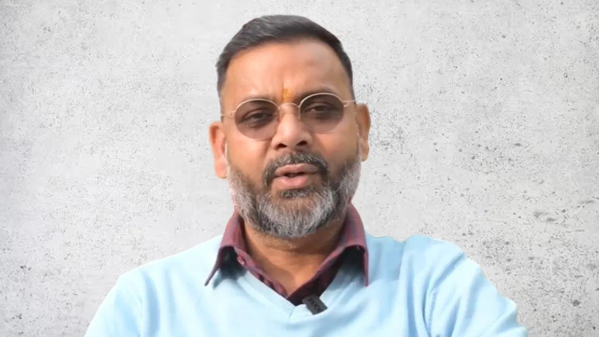 मोबाइल के चलते हुई लड़ाई, बीवी गई मायके तो पति ने दी जान
