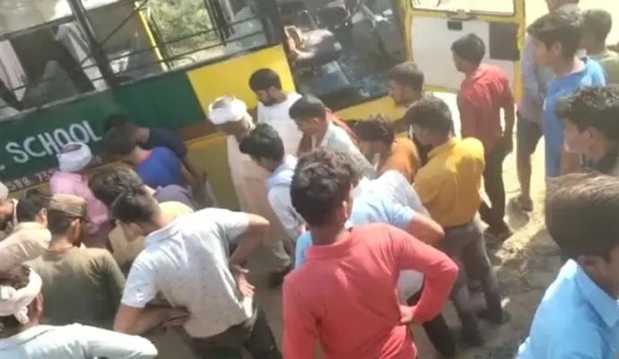 45 सालों के रिकॉर्ड को तोड़ ताजमहल तक पहुंचा यमुना का पानी