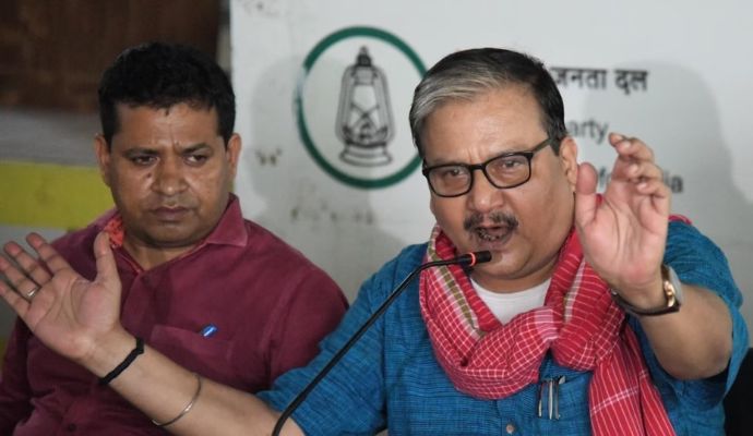 पटना पहुंची बीजेपी की टीम , कार्यकर्ताओं पर हुए लाठीचार्ज की करेगी जांच