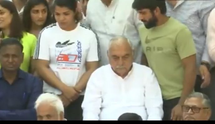 Wrestlers Protest: जंतर-मंतर पर धरना दे रहे पहलवानों से मिलने जाएंगे दिल्ली के सीएम केजरीवाल