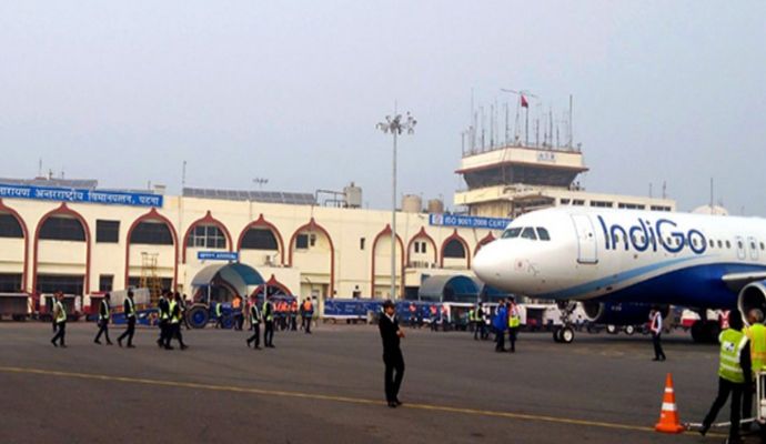 Patna Airport Bomb Threat: पटना एयरपोर्ट को बम से उड़ाने की मिली धमकी, बढ़ाई गई सुरक्षा