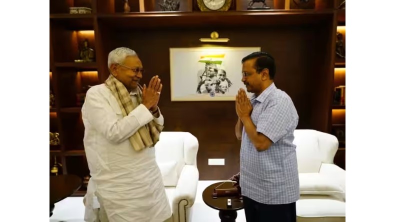 महिला प्रेमी हैं नीतीश कुमार? RJD का यह दावा हैरान कर देने वाला