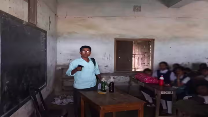 पश्चिम  बंगाल: BJP नेता सुवेंदु अधिकारी के काफिले की  गाड़ी ने एक व्यक्ति को मारी टक्कर, मौत