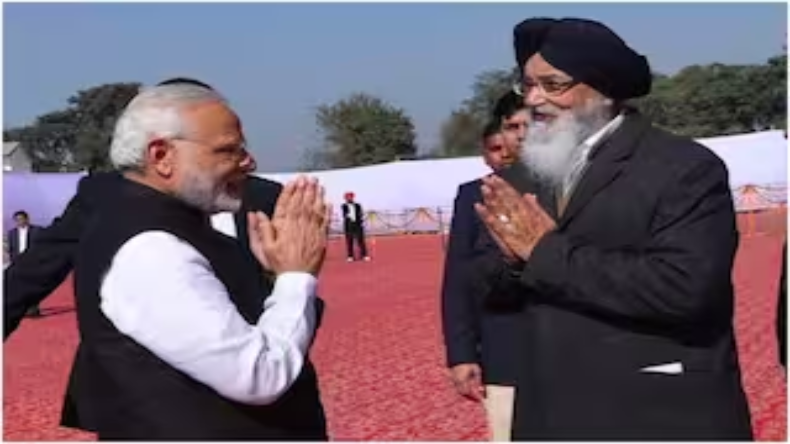 पंचतत्व में विलीन हुए प्रकाश सिंह बादल, लोगों ने नम आंखों से दी विदाई