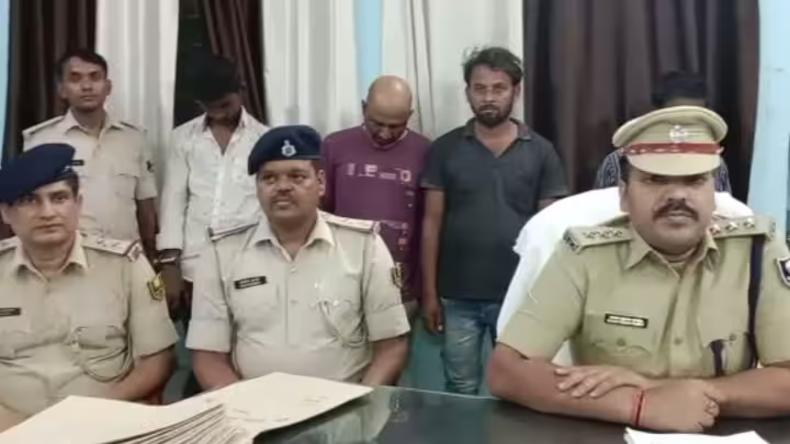 बिहार: तीन बच्चों के पिता ने अपनी पत्नी को मारने के बाद खुद का भी गला काटा, क्या है मामला?
