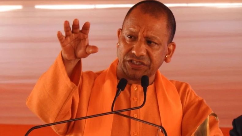 45 सालों के रिकॉर्ड को तोड़ ताजमहल तक पहुंचा यमुना का पानी