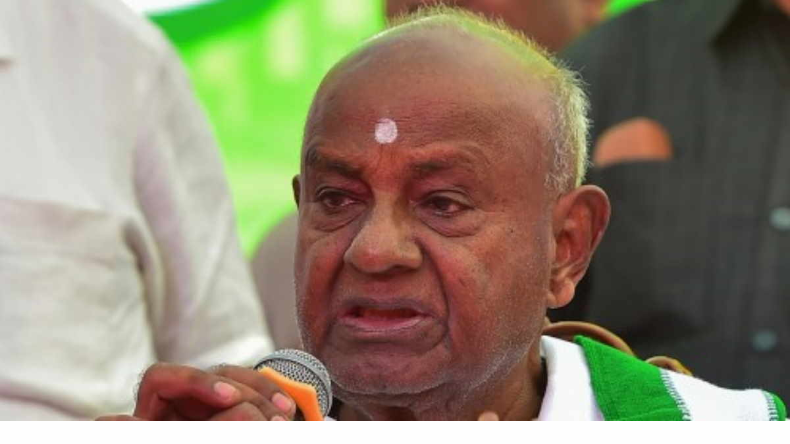 कर्नाटक चुनाव: डीके शिवकुमार ने कनकपुरा और एचडी कुमारस्वामी ने चन्नापटना से भरा पर्चा