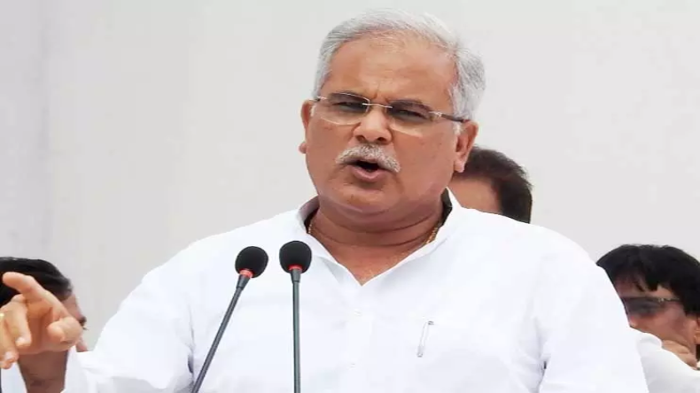 2000 के नोट बंद होने पर भूपेश बघेल ने कहा – ये फैसला थूक कर चाटने जैसा