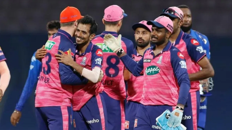 IPL 2024 से पहले डेविड वॉर्नर चोटिल, दिल्ली कैपिटल्स की बढ़ीं मुश्किलें