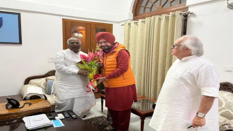 संजय सिंह के करीबियों पर ED ने कसा शिकंजा, कई ठिकानों पर छापेमारी, भड़के AAP सांसद