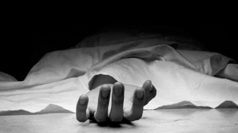 मुंबई: कांदिवली के 23 मंजिला इमारत में लगी भीषण आग, मौके पर दमकल की कई गाड़ियां