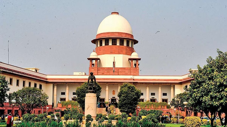 48 Years of Emergency: एक कुत्ता तक नहीं भौंका… इमरजेंसी लगाने से पहले इंदिरा ने क्या-क्या किया?