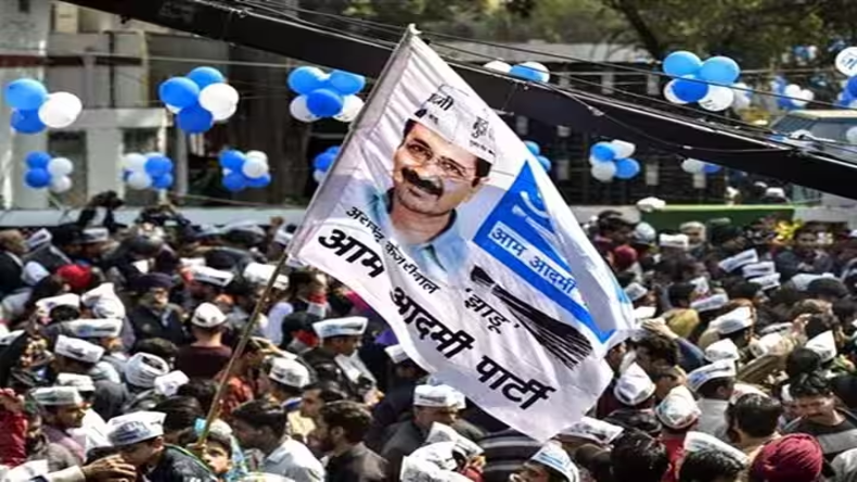 Karnataka Election : पूर्व सीएम जगदीश शेट्टार ने बीजेपी को दिया झटका, थामा कांग्रेस का हाथ