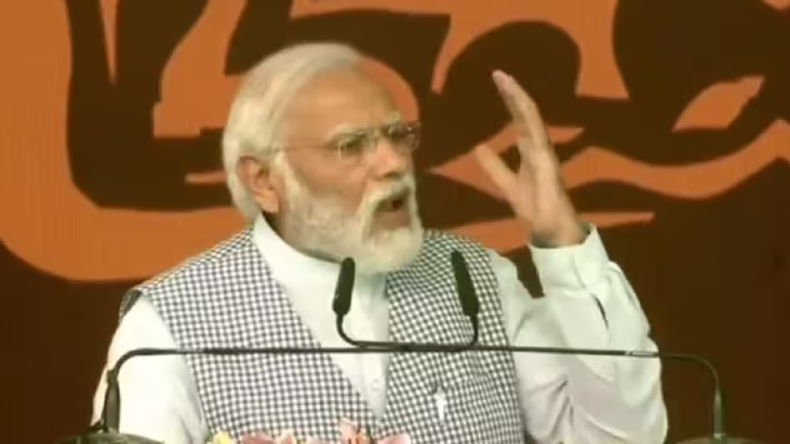 कांग्रेस ने बदहाली का जीवन जीने पर मजबूर किया, कर्नाटक में गरजे पीएम मोदी