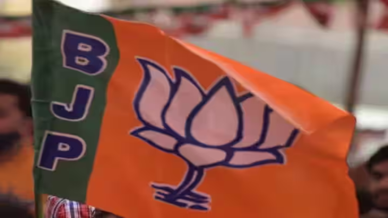 चुनाव से पहले अमित शाह ने अग्निवीरों को दी नौकरी की गारंटी!