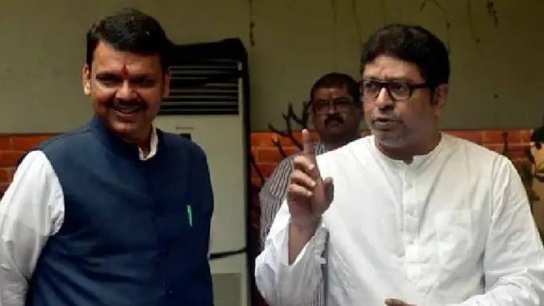 शिवाजी पार्क में हुई पीएम मोदी की रैली पर उद्धव का तंज, कहा-ये सभी भाड़े के लोग…