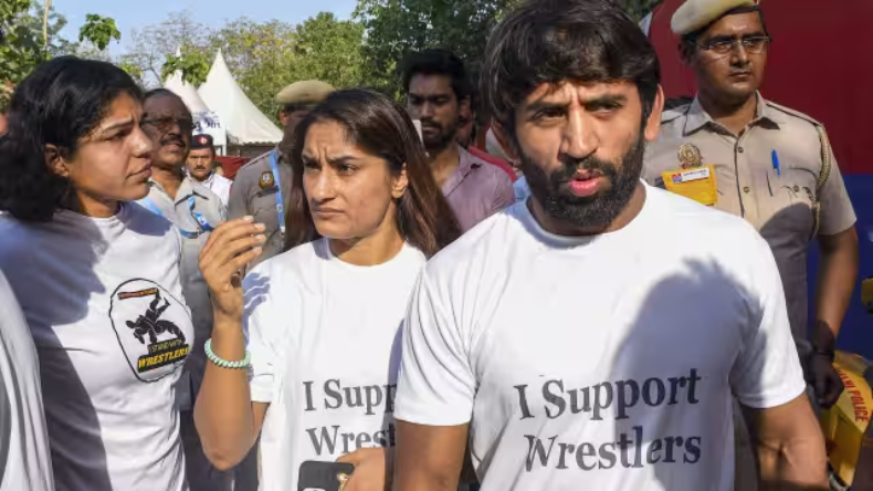 पहलवानों के खिलाफ FIR दर्ज करने के लिए याचिका दाखिल, पटियाला कोर्ट में आज होगी सुनवाई
