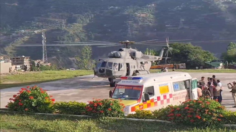 J&K: बारामूला के कोर्ट परिसर में विस्फोट, एक पुलिसकर्मी घायल