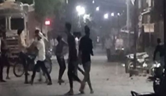 Udaipur Violence: स्कूली छात्र पर चाकू से हमले के बाद शहर में हिंसा का माहौल, धारा 144 लागू