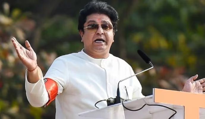 शिवाजी पार्क में हुई पीएम मोदी की रैली पर उद्धव का तंज, कहा-ये सभी भाड़े के लोग…