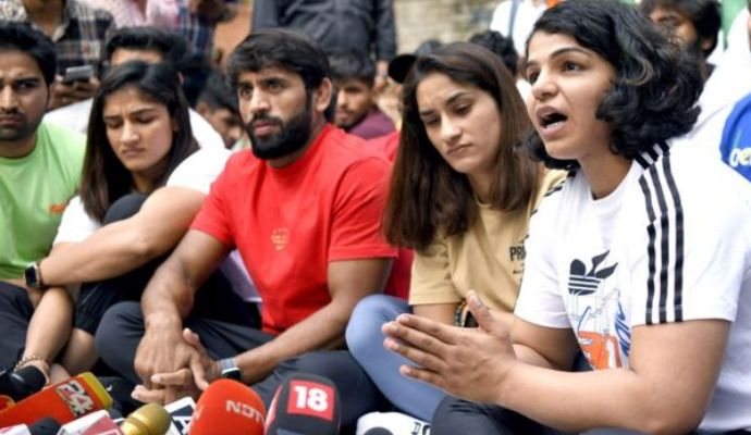 Mahapanchayat : सोनीपत में आज महापंचायत, चार एकड़ में लगा पंडाल