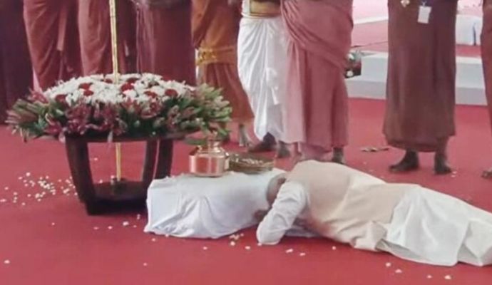 संसद भवन के उद्घाटन को राज्याभिषेक समझ रहे हैं पीएम मोदी- राहुल गांधी का बड़ा हमला