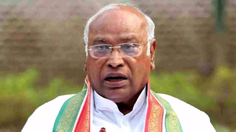 रोजगार मेले में PM मोदी का विपक्ष पर तीखा हमला, कहा- परिवारवादी पार्टियों ने नौजवानों से छीना अवसर